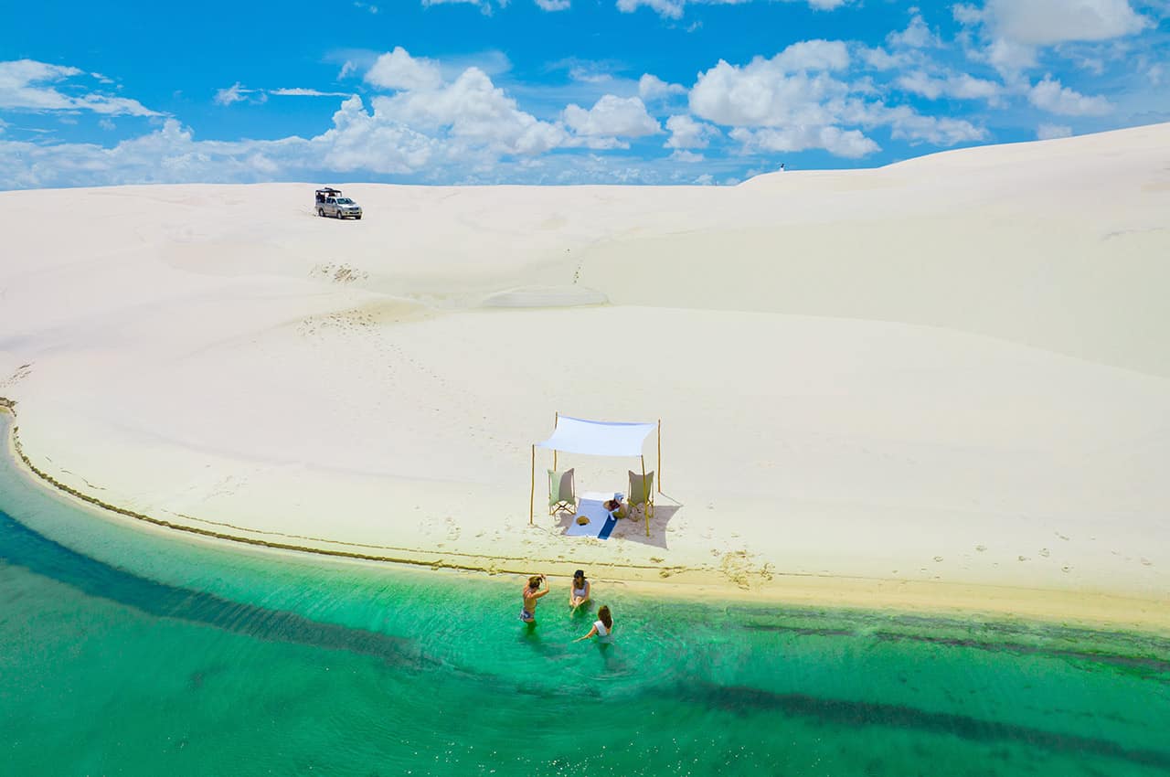 Maranhao oia casa lencois parque nacional dos lencois maranhenses lagoa