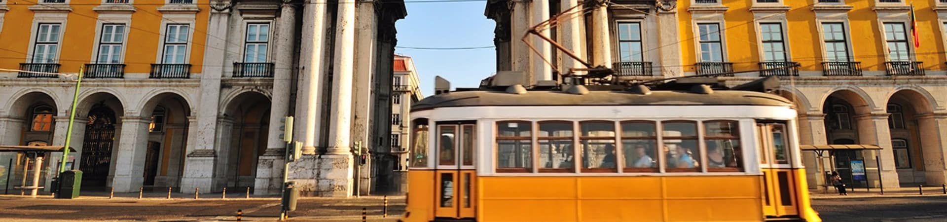 bonde praca do comercio Lisboa