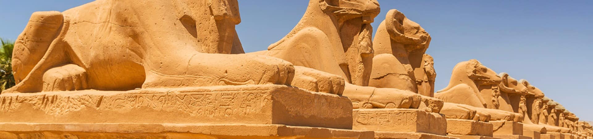 Detalhes no Templo Karnak, Luxor.