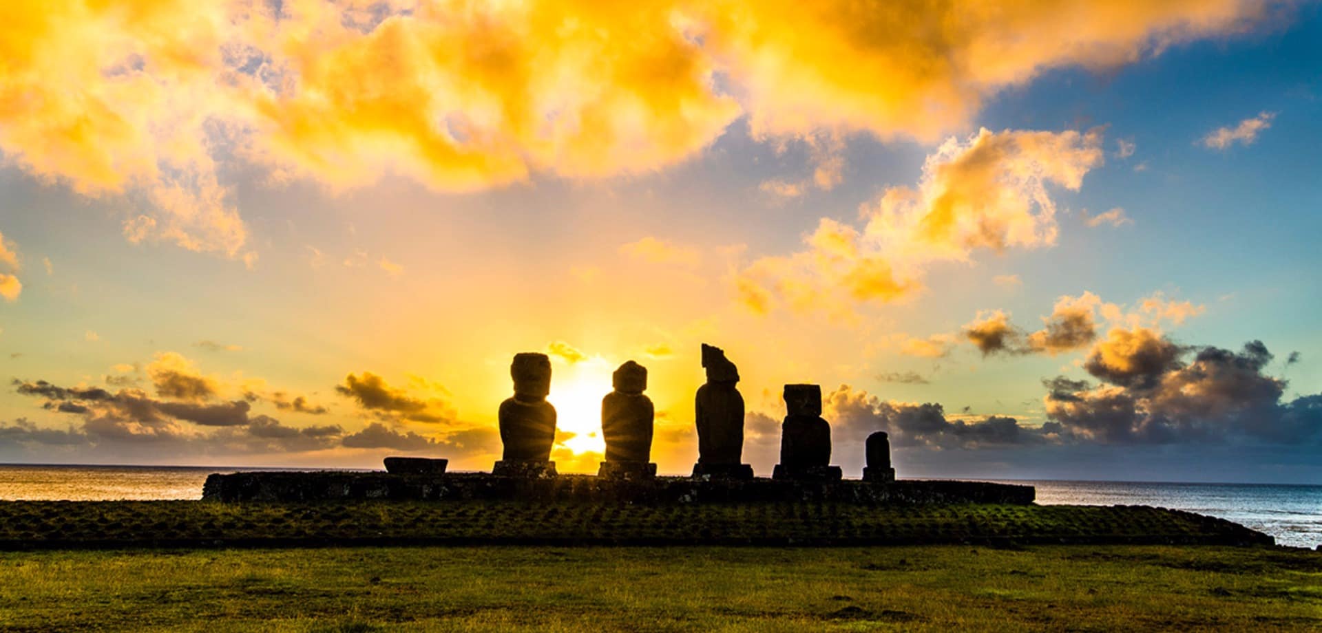 Nayara hangaroa ilha de pascoa por do sol