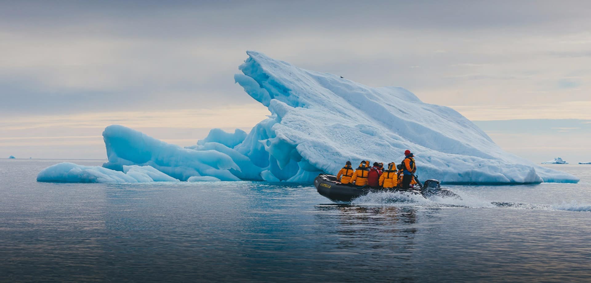 Quarkexpeditions spitsbergen passeio de zodiac