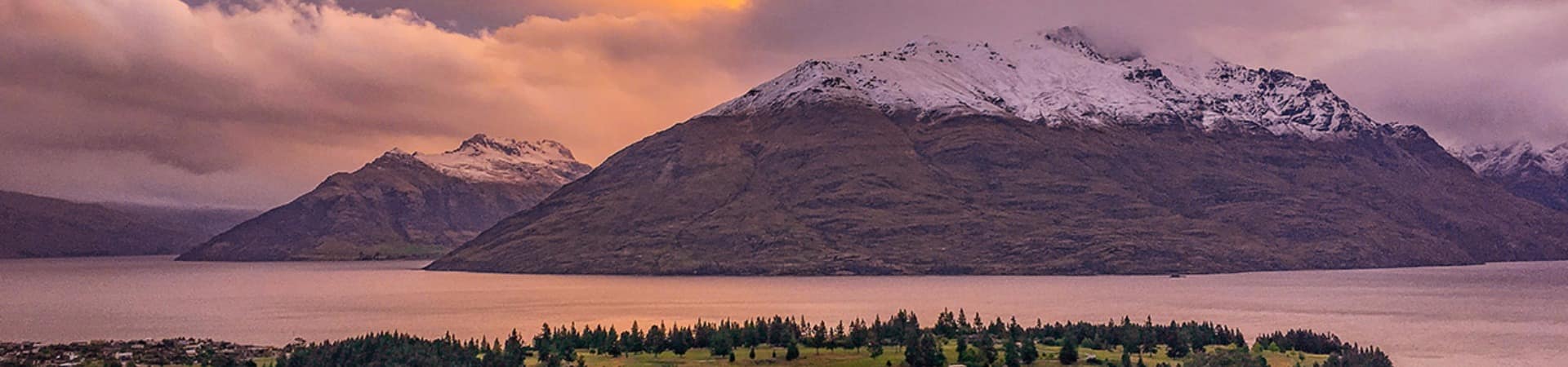 Vista de Queenstown ao entardecer