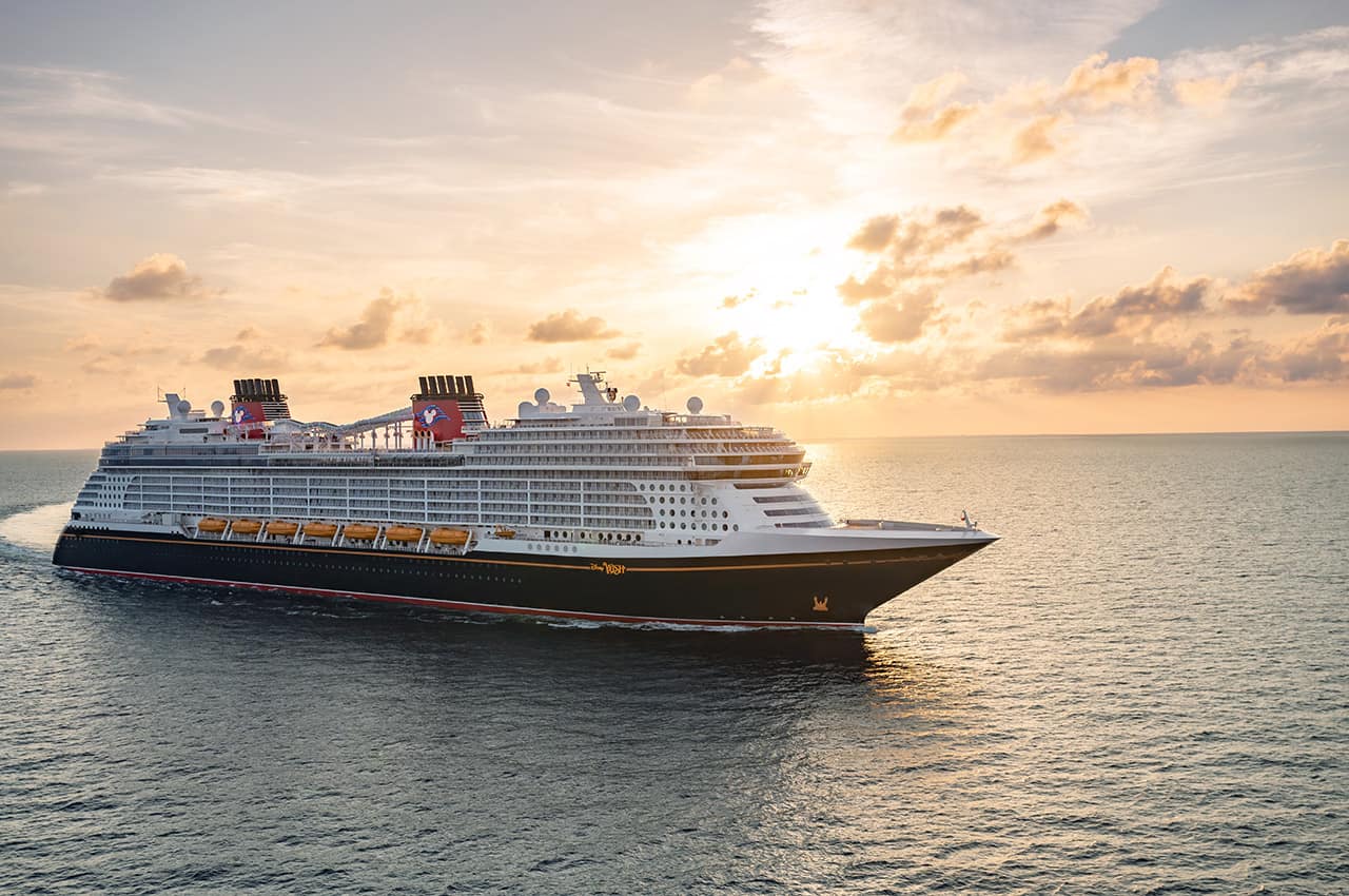 Disney cruise line disney wish vista externa