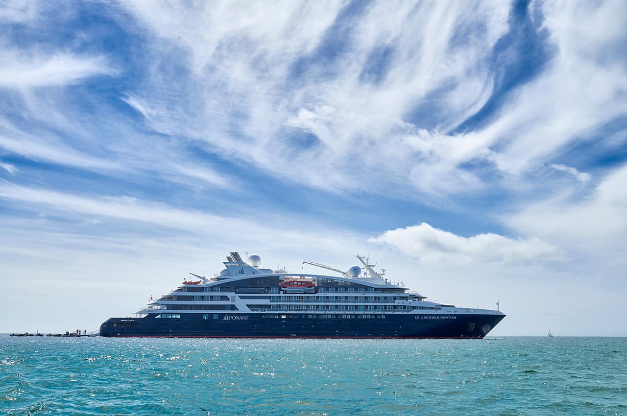 Ponant le jacques cartier exterior navio