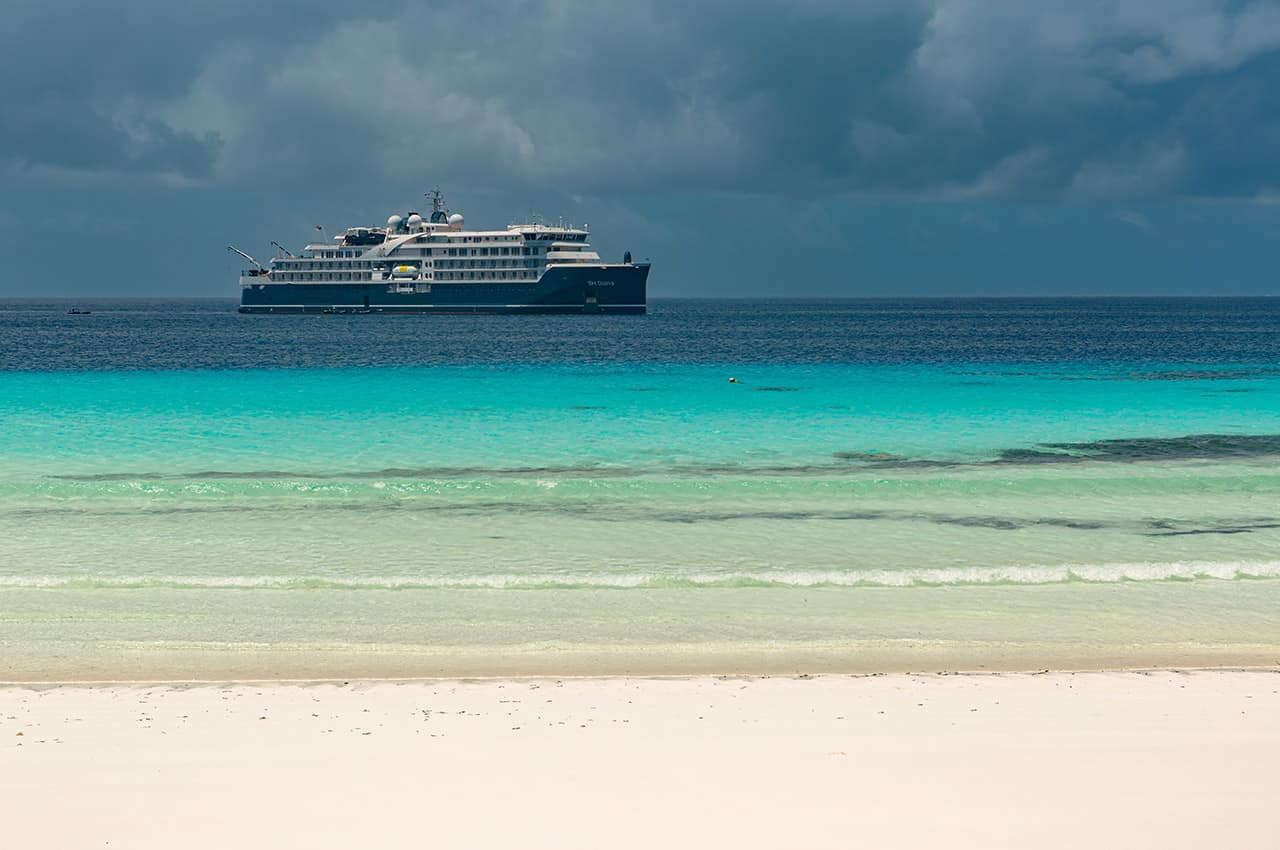 Swan hellenic sh diana navio e praia