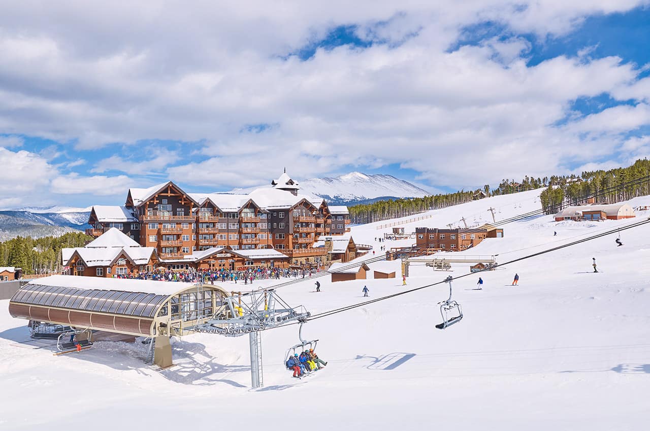 Vail resorts breckenridge one ski hill place fachada bryce metzger