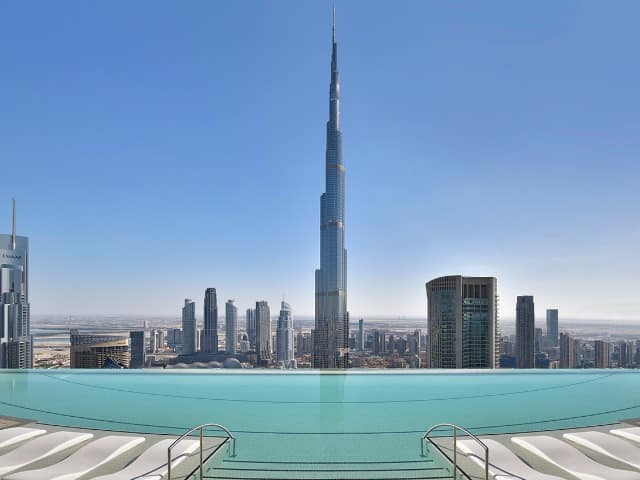 Address sky view vista piscina