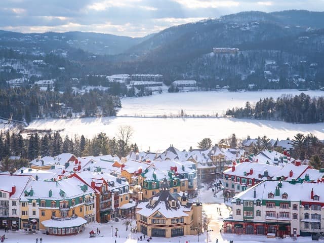 Canada tremblant vista cidade neve