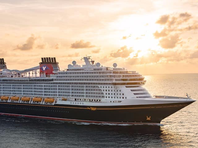 Disney cruise line disney wish vista externa