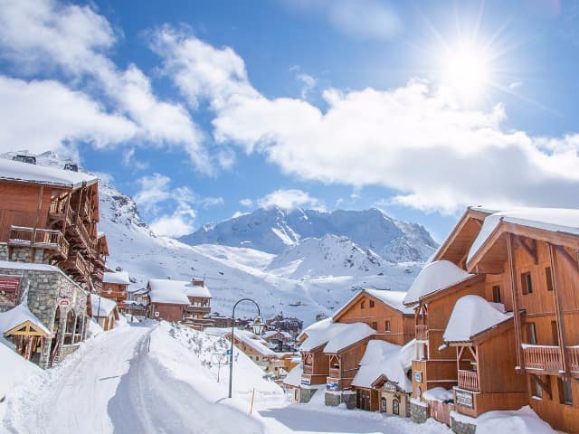 Franca val thorens vila sob neve