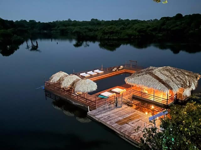 Juma lodge plataforma no rio