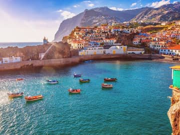 Réveillon na Ilha da Madeira e Lisboa