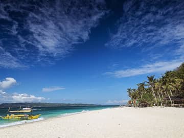 Praia Puka, em Boracay, Filipinas