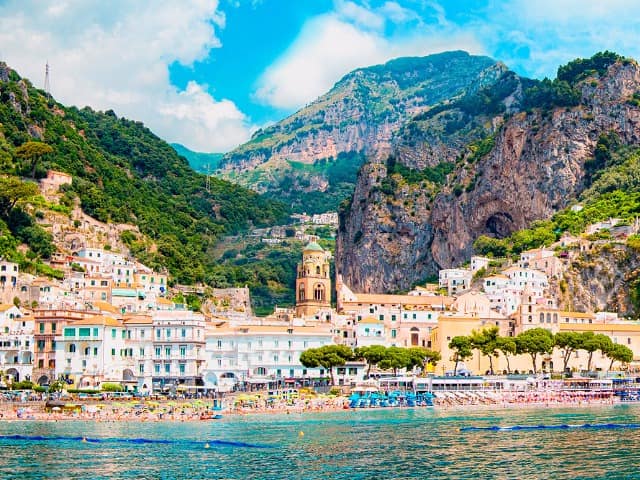 Shuttertstock italia salerno costa de amalfi campania