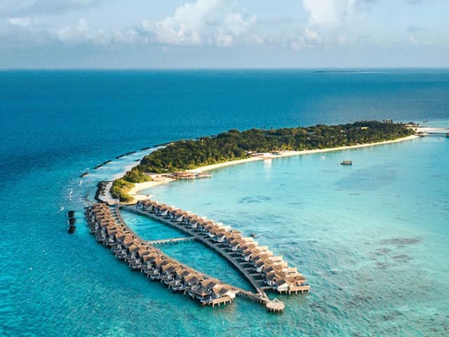 Sirru fen fushi sales maldivas aerial shot