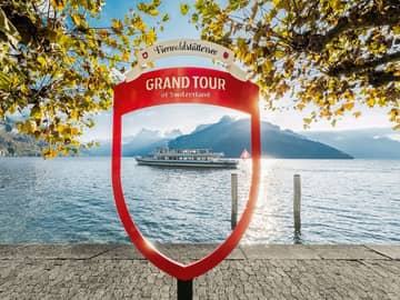 Switzerland tourism lago lucerna mattias nutt