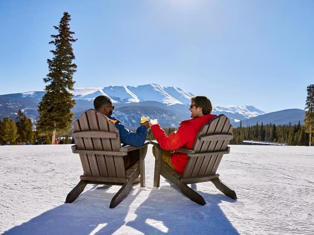 Vail resorts breckenridge apres ski amigos john robson