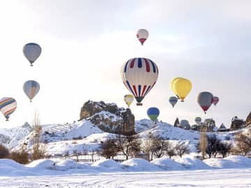Voo balão neve Capadócia, Turquia
