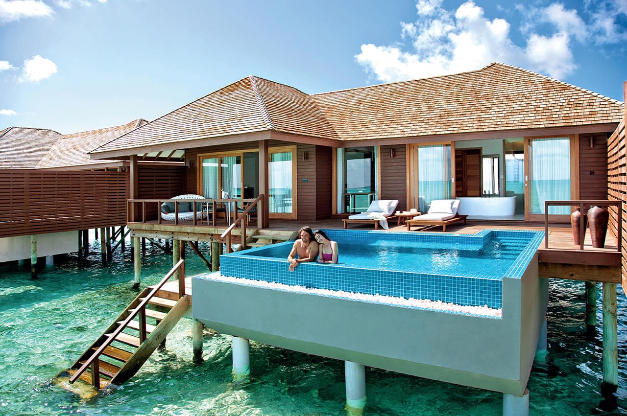 Hideaway beach resort deluxe water villa with pool casal