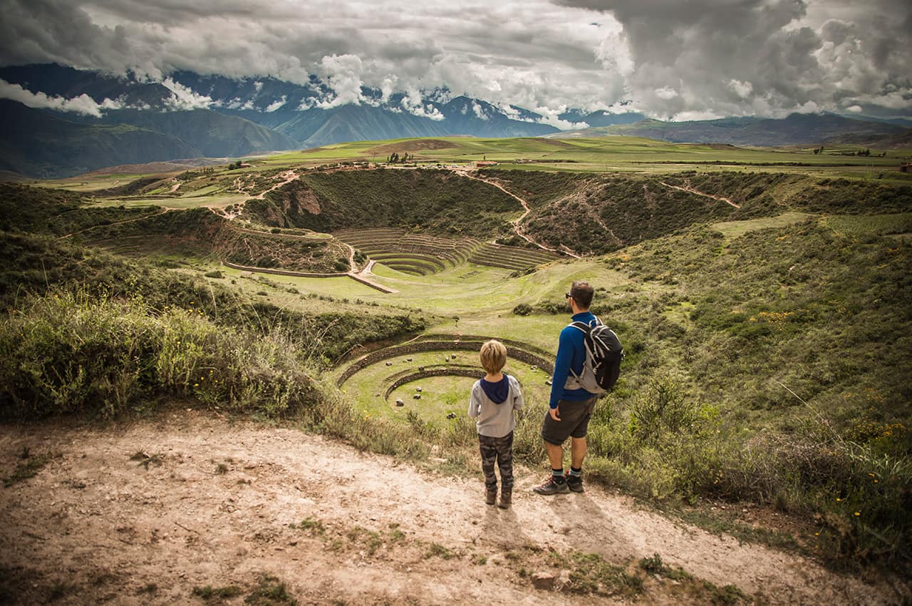 Peru explora valle sagrado pai e crianca