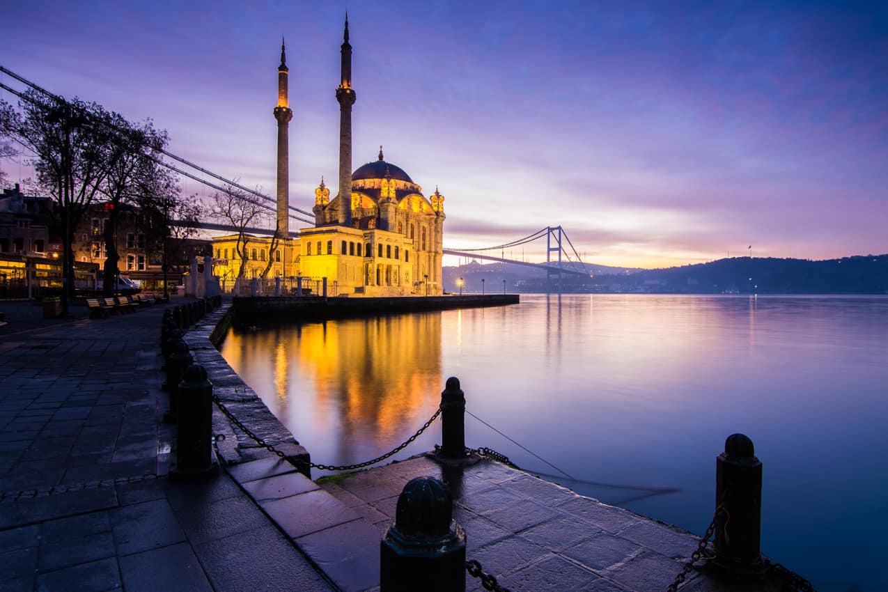 Mesquita Ortakoy, Istambul, Turquia