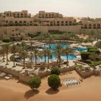 Qasr al sarab desert resort area lazer