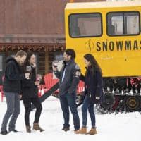 Aspen Colorado cabana Lynn Britt jantar vinho amigos jantando snowmass