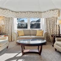 Lilianfels resort spa executive valley view suite lounge