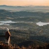 Tourism australia mulher mount wellington hobart