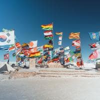 Bolivia salar de uyuni bandeiras