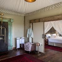 Botswana great plains duba plains camp tenda banheiro