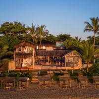 Hayo pe na areia bahia caraiva vista aerea