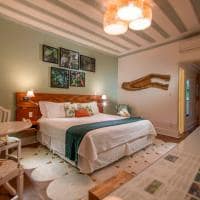 Sandi hotel u