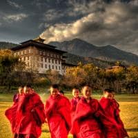 Pequenos monges Butão