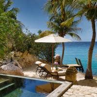 Curacao baoase luxury resort superior beachfront pool suite