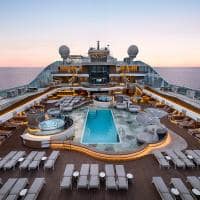 Oceania cruises vista piscina entardecer