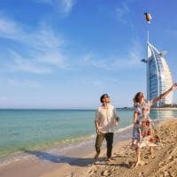 Emirados arabes dubai casal beach always