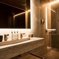 Balder luxury lodge finlandia laponia pia bathroom