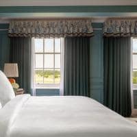 Four seasons hotel hampshire cama