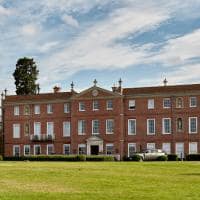 Four seasons hotel hampshire view building