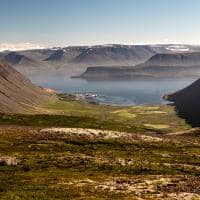 Islandia patreksfjordur lago vale