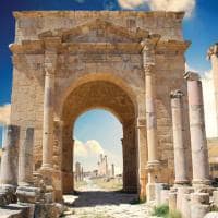 Atração turística ruínas greco-romanas Antigo Jerash, Gera, Jordânia