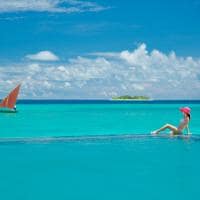 Ayada maldives piscina