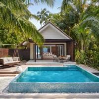 Deluxe beach pool villa niyama private island c