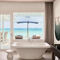 Finolhu maldives lagoon villa banheiro