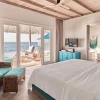 Finolhu maldives ocean pool villa quarto