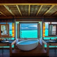 Lagoon villa bathroom gili lankanfushi