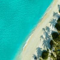 Maldivas avani beach pool villa aerea