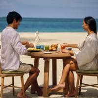 Maldivas sixsenses kanuhura cafedamanha praia