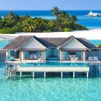 One bedroom ocean pool pavilion a